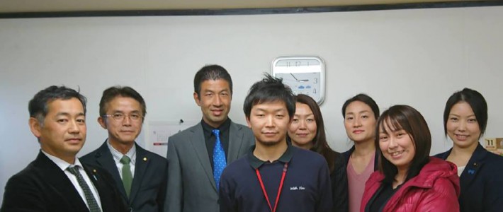柏崎市と小千谷市、燕市、見附市、加茂市から8名の市議の方が視察に来られました 柏崎市と小千谷市、燕市、見附市、加茂市から8名の市議の方が視察に来られました